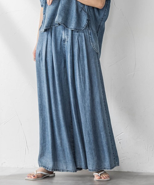 MAYSON GREY（メイソングレイ）の「バイオシルクデニムフレアパンツ≪洗濯機で洗える≫（その他パンツ・レディース・ブルー/ネイビー・M）」の3枚目の写真