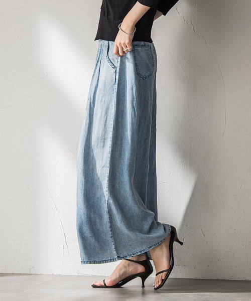 MAYSON GREY（メイソングレイ）の「バイオシルクデニムフレアパンツ≪洗濯機で洗える≫（その他パンツ・レディース・ブルー/ネイビー・M）」の12枚目の写真