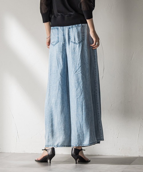 MAYSON GREY（メイソングレイ）の「バイオシルクデニムフレアパンツ≪洗濯機で洗える≫（その他パンツ・レディース・ブルー/ネイビー・M）」の13枚目の写真