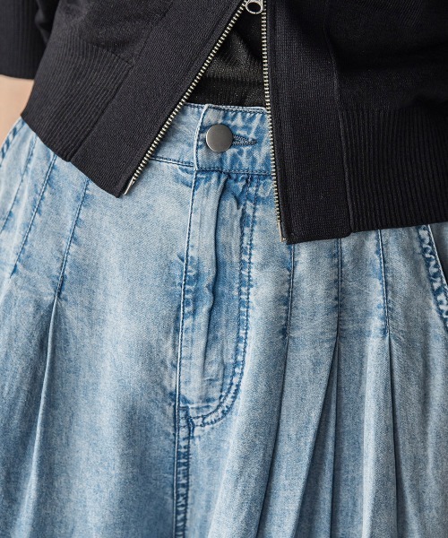 MAYSON GREY（メイソングレイ）の「バイオシルクデニムフレアパンツ≪洗濯機で洗える≫（その他パンツ・レディース・ブルー/ネイビー・M）」の14枚目の写真