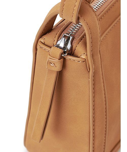 MIESROHE（ミースロエ）の「ワイドフレームショルダーバッグ（ショルダーバッグ・レディース・ベージュ/ブラック・F）」の7枚目の写真