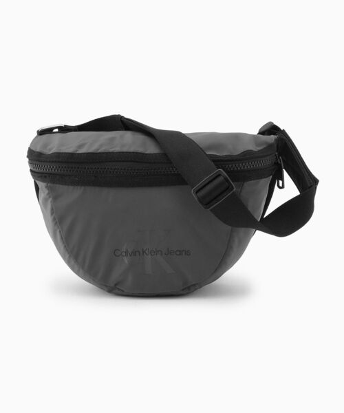 セール】リバーシブル ジップ バッグ（ショルダーバッグ）｜Calvin