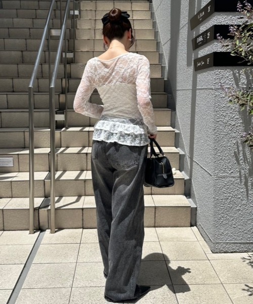 continuer de NICE CLAUP（コンティニューデナイスクラップ）の「チュールレーストップス（Tシャツ/カットソー・レディース・ブラック/オフホワイト・FREE）」の3枚目の写真