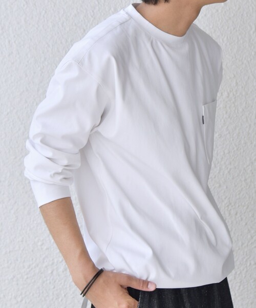 SHIPS any(シップス エニィ)の「SHIPS any: SORONA(R) ストレッチ ジャージー スピンドル ポケット Tシャツ (ロンT)◇(Tシャツ/カットソー・メンズ・ダークグレー/ホワイト/ブラック/ベージュ・SMALL/MEDIUM/LARGE/X-LARGE)」の9枚目の写真