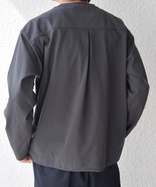 SHIPS any(シップス エニィ)の「SHIPS any: SORONA(R) ストレッチ ジャージー スピンドル ポケット Tシャツ (ロンT)◇(Tシャツ/カットソー・メンズ・ダークグレー/ホワイト/ブラック/ベージュ・SMALL/MEDIUM/LARGE/X-LARGE)」の14枚目の写真