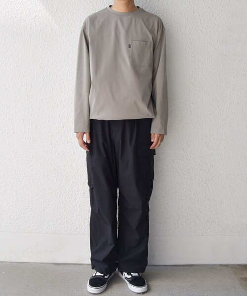 SHIPS any(シップス エニィ)の「SHIPS any: SORONA(R) ストレッチ ジャージー スピンドル ポケット Tシャツ (ロンT)◇(Tシャツ/カットソー・メンズ・ダークグレー/ホワイト/ブラック/ベージュ・SMALL/MEDIUM/LARGE/X-LARGE)」の20枚目の写真