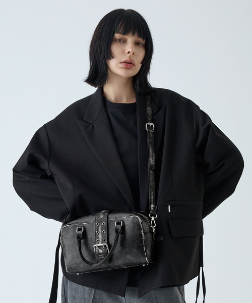 VELNUS（ベルナス）の「【VELNUS】Vintage design Boston shoulder handbag/ヴィンテージデザイン ボストンショルダーハンドバッグ（ショルダーバッグ・メンズ・ブラック・FREE）」の2枚目の写真