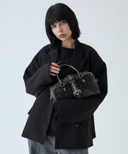 VELNUS（ベルナス）の「【VELNUS】Vintage design Boston shoulder handbag/ヴィンテージデザイン ボストンショルダーハンドバッグ（ショルダーバッグ・メンズ・ブラック・FREE）」の4枚目の写真