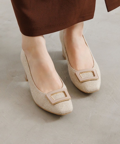 卑弥呼(ヒミコ)の「【卑弥呼】スクエアバックルチャンキーヒールパンプス/653302(パンプス・レディース・ダークブラウン/ブルー系その他2/ブラック/オフホワイト/ライトピンク・24.0cm/23.5cm/24.5cm/25.5cm/23.0cm/22.5cm/22.0cm/25.0cm/21.5cm/26.0cm/26.5cm)」の5枚目の写真