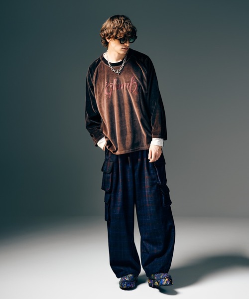 glamb（グラム）の「Spin Logo Velour Sweat / スピンロゴベロアスウェット（スウェット・メンズ・ブラック/グレー/ブラウン・S/M/L）」の10枚目の写真