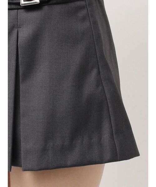GYDA（ジェイダ）の「belt designプリーツスカートライクショートパンツ（スカート・レディース・ブラック/グレー・FREE）」の7枚目の写真
