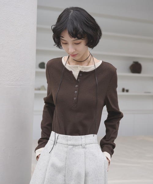 レイヤードライクヘンリーネックリブトップス（Tシャツ/カットソー