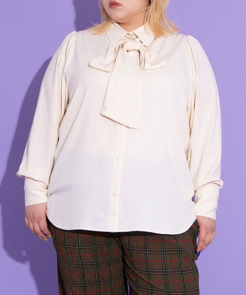 PUNYUS(プニュズ)の「リボン付きブラウス(シャツ/ブラウス・レディース・ネイビー/ホワイト/レッド・1/2/3/4)」の20枚目の写真