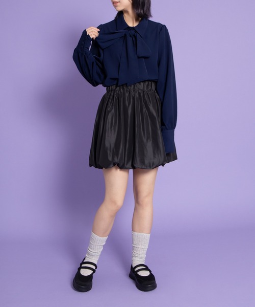 PUNYUS(プニュズ)の「リボン付きブラウス(シャツ/ブラウス・レディース・ネイビー/ホワイト/レッド・1/2/3/4)」の6枚目の写真