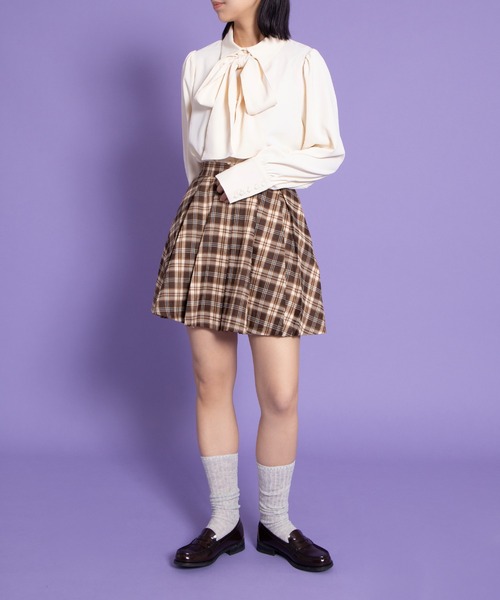 PUNYUS(プニュズ)の「リボン付きブラウス(シャツ/ブラウス・レディース・ネイビー/ホワイト/レッド・1/2/3/4)」の11枚目の写真