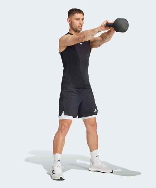 adidas（アディダス）の「テックフィット コンプレッション トレーニング ノースリーブTシャツ / アディダス adidas（タンクトップ・メンズ・ブラック・XX-LARGE/3XL/LARGE/MEDIUM/SMALL/X-LARGE/X-SMALL）」の6枚目の写真