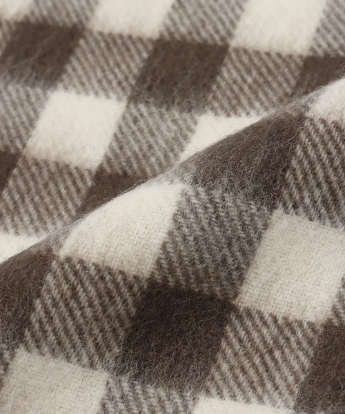 417 EDIFICE（フォーワンセブンエディフィス）の「ECHARPE LAINE CAMARGUE（マフラー・メンズ・ブラウン・FREE）」の6枚目の写真