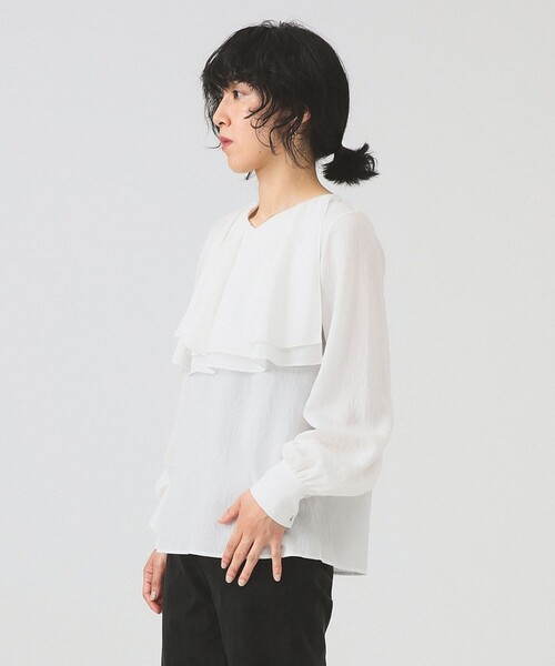 Ray BEAMS（レイビームス）の「RBS / レイヤー ラッフル ヨーク ブラウス（シャツ/ブラウス・レディース・ブラック/ホワイト・ONE SIZE）」の5枚目の写真