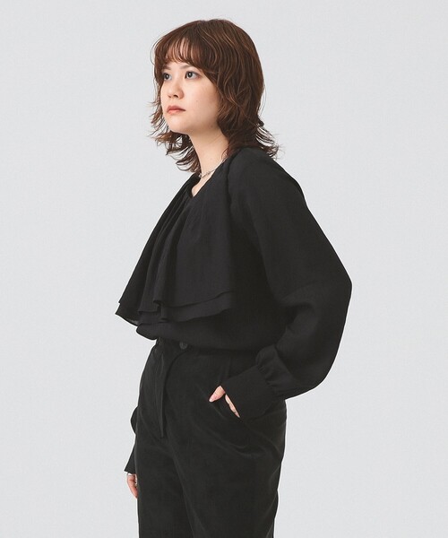 Ray BEAMS（レイビームス）の「RBS / レイヤー ラッフル ヨーク ブラウス（シャツ/ブラウス・レディース・ブラック/ホワイト・ONE SIZE）」の8枚目の写真
