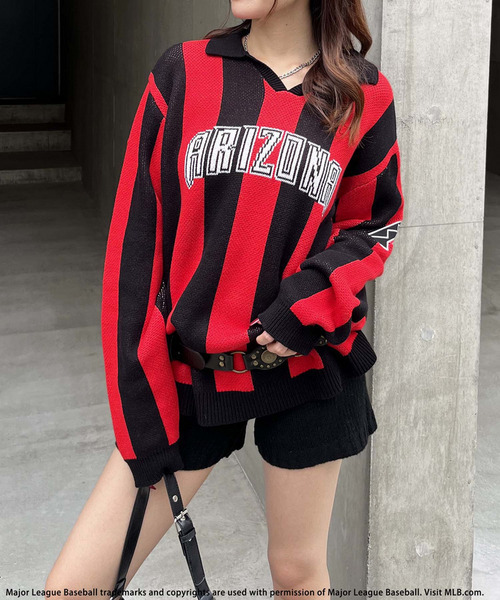 BACK TO THE FIELD(バック トゥー ザ フィールド)の「【MLB】ユニフォーム風オーバーニット(ニット/セーター・レディース・ホワイト系/ブルー系/レッド・FREE)」の5枚目の写真