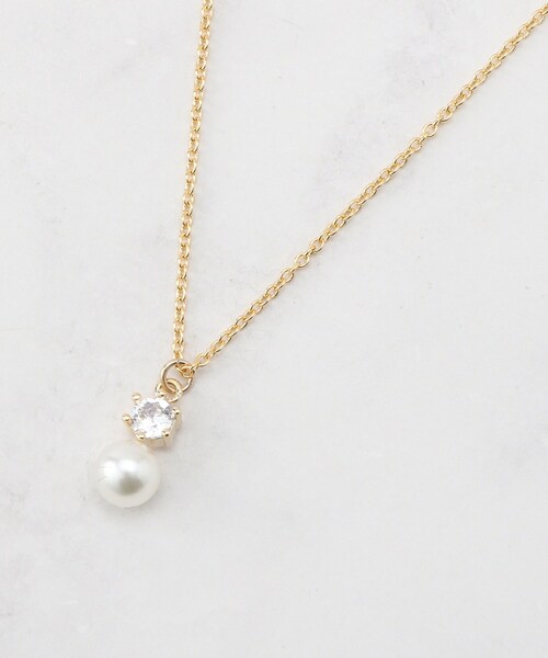 couture brooch（クチュールブローチ）の「プチパール調ビジューネックレス（ネックレス・レディース・ゴールド・00）」の3枚目の写真