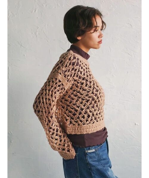 FIKA.(フィーカ)の「Prib turtle tee(Tシャツ/カットソー・レディース・ダークブラウン/杢グレー/チャコール/アイボリー/ワインレッド・FREE)」の17枚目の写真