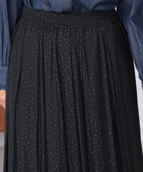 GALLORIA（ギャローリア）の「タックギャザースカート（スカート・レディース・ブラック/ブラウン・S/M/L/LL）」の7枚目の写真