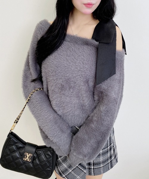 INGNI（イング）の「肩リボンワンショルフェザーニット（ニット/セーター・レディース・ピンク系6/ホワイト×ホワイト/ワイン系4/グレー系その他3/ワイン系9/ホワイト×ブラック・M）」の22枚目の写真