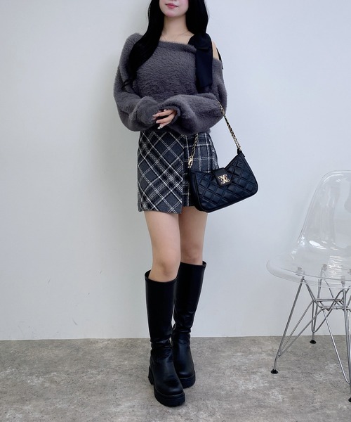 INGNI（イング）の「肩リボンワンショルフェザーニット（ニット/セーター・レディース・ピンク系6/ホワイト×ホワイト/ワイン系4/グレー系その他3/ワイン系9/ホワイト×ブラック・M）」の16枚目の写真