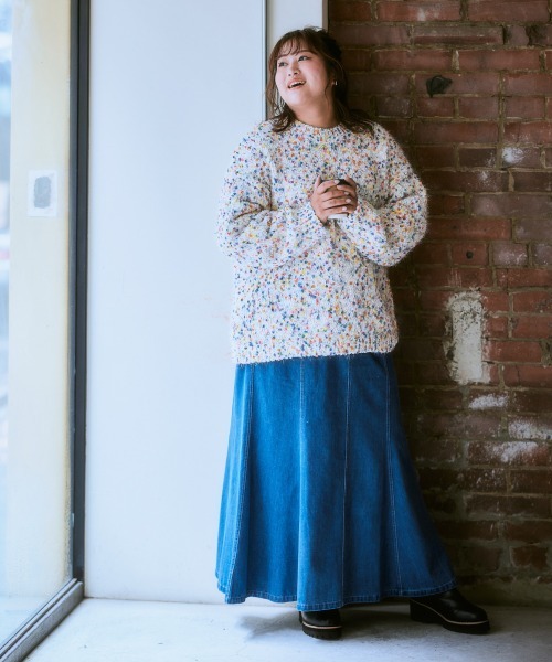 SMILE LAND（スマイルランド）の「＜大きいサイズ＞マキシ丈デニムスカート（ゆったりヒップ）（デニムスカート・レディース・ライトブルー/インディゴブルー・L/5L/4L/3L/LL）」の15枚目の写真