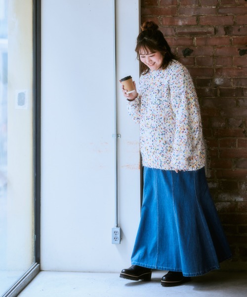 SMILE LAND（スマイルランド）の「＜大きいサイズ＞マキシ丈デニムスカート（ゆったりヒップ）（デニムスカート・レディース・ライトブルー/インディゴブルー・L/5L/4L/3L/LL）」の16枚目の写真