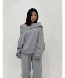 オーバーフードレイヤード風スウェット