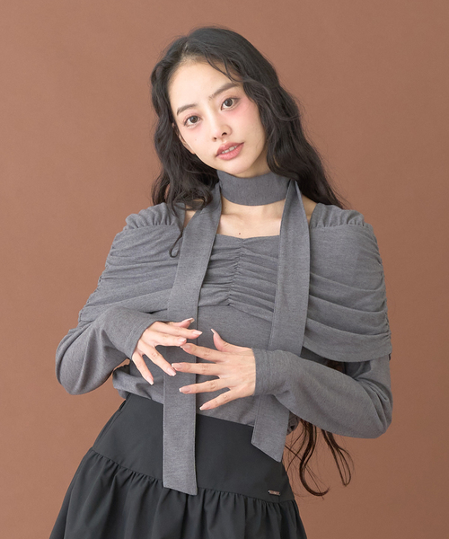 Mi-je(ミジェ)の「タイ付ギャザーオフショルカットソー【韓国ファッション】(Tシャツ/カットソー・レディース・アイボリー/グレー・F)」の6枚目の写真