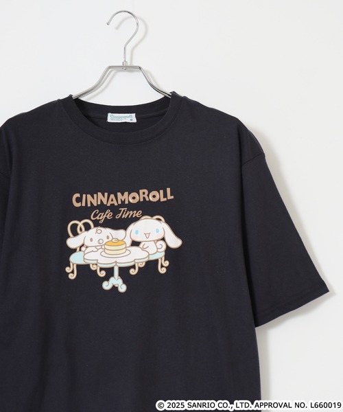 sanrio(サンリオ)の「サンリオキャラクターズ レディース ビッグシルエットTシャツ(Tシャツ/カットソー・レディース・オフホワイト/アイボリー系/ネイビー系/ブラック/ブルーグレー/グレイッシュベージュ/ホワイト系/ピンクベージュ/ピンク系その他/ホワイト系1/オートミール/ネイビー/ライトパープル/ダークグレー/ブラック系/チャコール/ホワイト/ブラック系1・M/L)」の14枚目の写真