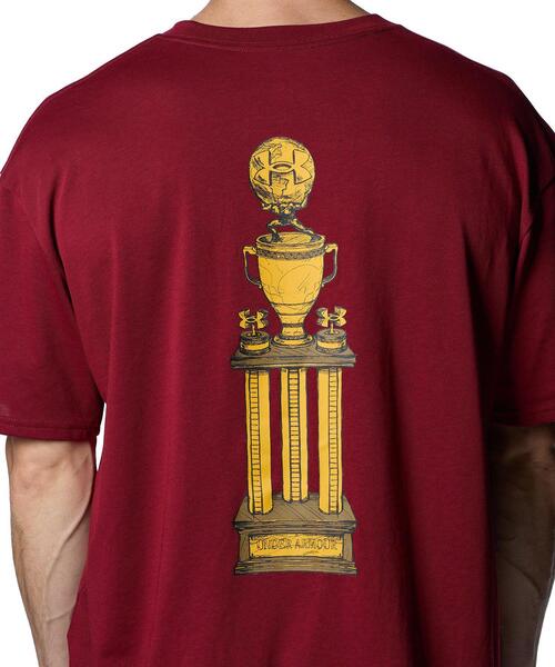 UNDER ARMOUR(アンダーアーマー)の「UAヘビーウェイト オーバーサイズ トロフィー ショートスリーブTシャツ(ライフスタイル/メンズ)(Tシャツ/カットソー・メンズ・レッド系・M/2XL/3XL/S/L/XL)」の3枚目の写真
