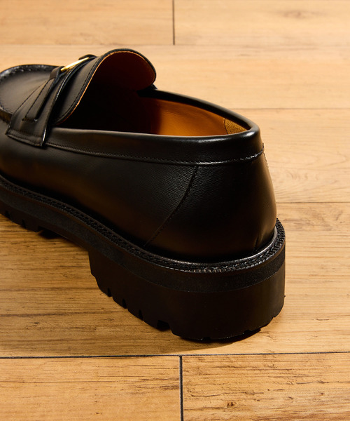 Tomo & Co（トモアンドシーオー）の「Tomo&Co トモアンドシーオー / PULL TAB BIT LOFER デュプイレザーレザープルタブコインローファー Vibram / TMTKS-S-0061（ローファー・メンズ・ブラック・27cm/26.5cm/26cm/25.5cm/25cm）」の9枚目の写真