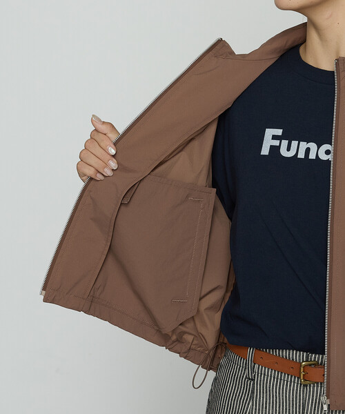 COMME CA Wardrobe（コムサワードローブ）の「〔 +サイズ 〕ドライナイロンストレッチタフタ ブルゾン（ブルゾン・レディース・ネイビー/ブラウン系その他・13号）」の10枚目の写真