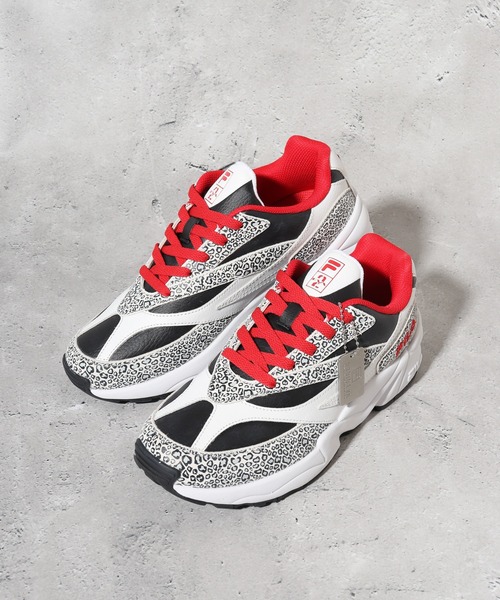 FILA(フィラ)の「FILA x Evangelion フィラ×エヴァンゲリオン VENOM ベノム レザースニーカーシューズ(スニーカー・レディース・ホワイト/イエロー/ブラック・28/27.5/27/26.5/26/25.5/25)」の2枚目の写真