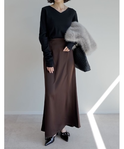 Re:EDIT（リエディ）の「[乾燥機対応][汗じみ防止][UVカット]選べるネックデザインリブカットソー袖ギャザー長袖トップス（Tシャツ/カットソー・レディース・ホワイト/ブラック/グレー/ホワイト系その他/ブラック系その他/グレー系その他/ホワイト系その他2/ブラック系その他2/グレー系その他2・MEDIUM/LARGE）」の15枚目の写真