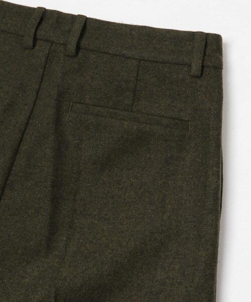 ITEMS URBANRESEARCH(アイテムズ アーバンリサーチ)の「ウール混テーパードパンツ(その他パンツ・メンズ・モカ/ブラック/カーキ・MEDIUM/LARGE)」の17枚目の写真