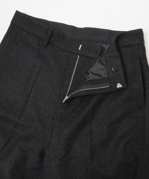 ITEMS URBANRESEARCH（アイテムズ アーバンリサーチ）の「ウール混テーパードパンツ（その他パンツ・メンズ・モカ/ブラック/カーキ・MEDIUM/LARGE）」の12枚目の写真