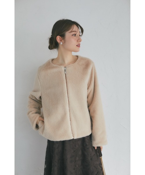 メゾンドドルチェ　グロッシーブルゾン　アイボリー メゾンドドルチェ グロッシーブルゾン アイボリー maison de dolce