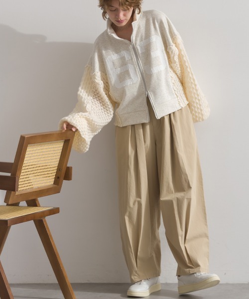 enhaut(アンオート)の「アラン編みニット*裏起毛 フワかるメロー ジップ ニットカーディガン(カーディガン/ボレロ・レディース・チャコールグレー/アイボリー/グリーン・FREE)」の9枚目の写真