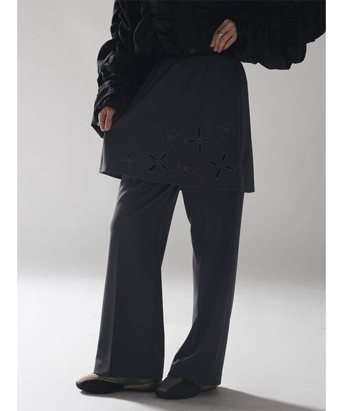 :ETHROF(イーサオブ)の「WRAP SKIRT SET PANTS(その他パンツ・レディース・チャコール/ブラック・FREE)」の1枚目の写真