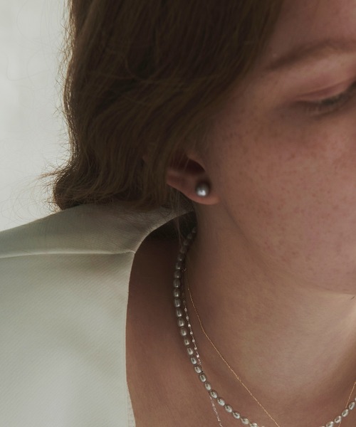 les bonbon(ルボンボン)の「【les bon bon】charcoal pearl stud pierce/チャコール パール スタッド ピアス BOB851(ピアス(両耳用)・レディース・ゴールド・FREE)」の1枚目の写真