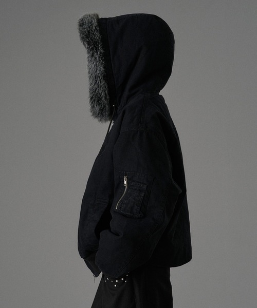 ONCILY（オンシェリー）の「HEART LOGO DUCK FAUX-FUR BLOUSON