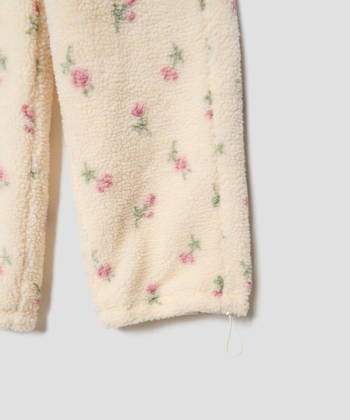 TTUDEMENT（トュードメント）の「FLORAL FLEECE PANTS IVORY（その他パンツ・レディース・その他・SMALL/MEDIUM）」の5枚目の写真