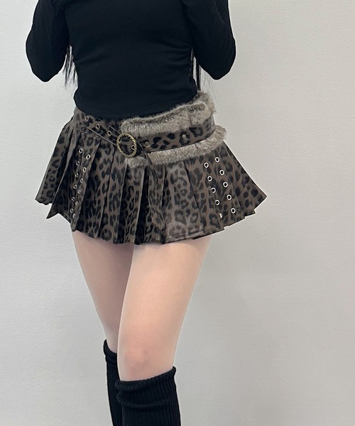 FOLLOWIN(フォロウィン)の「【ファーベルト付き】プリーツレザーミニスカート(スカート・レディース・ブラウン系その他/ブラウン/ブラック・LARGE/MEDIUM/SMALL)」の21枚目の写真