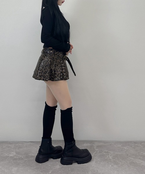 FOLLOWIN(フォロウィン)の「【ファーベルト付き】プリーツレザーミニスカート(スカート・レディース・ブラウン系その他/ブラウン/ブラック・LARGE/MEDIUM/SMALL)」の20枚目の写真