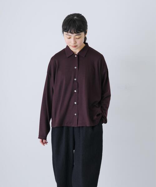 かぐれ（カグレ）の「ウォッシャブルウールカットシャツ（シャツ/ブラウス・レディース・スミクロ/ベージュ系その他/ブラウン・FREE）」の2枚目の写真